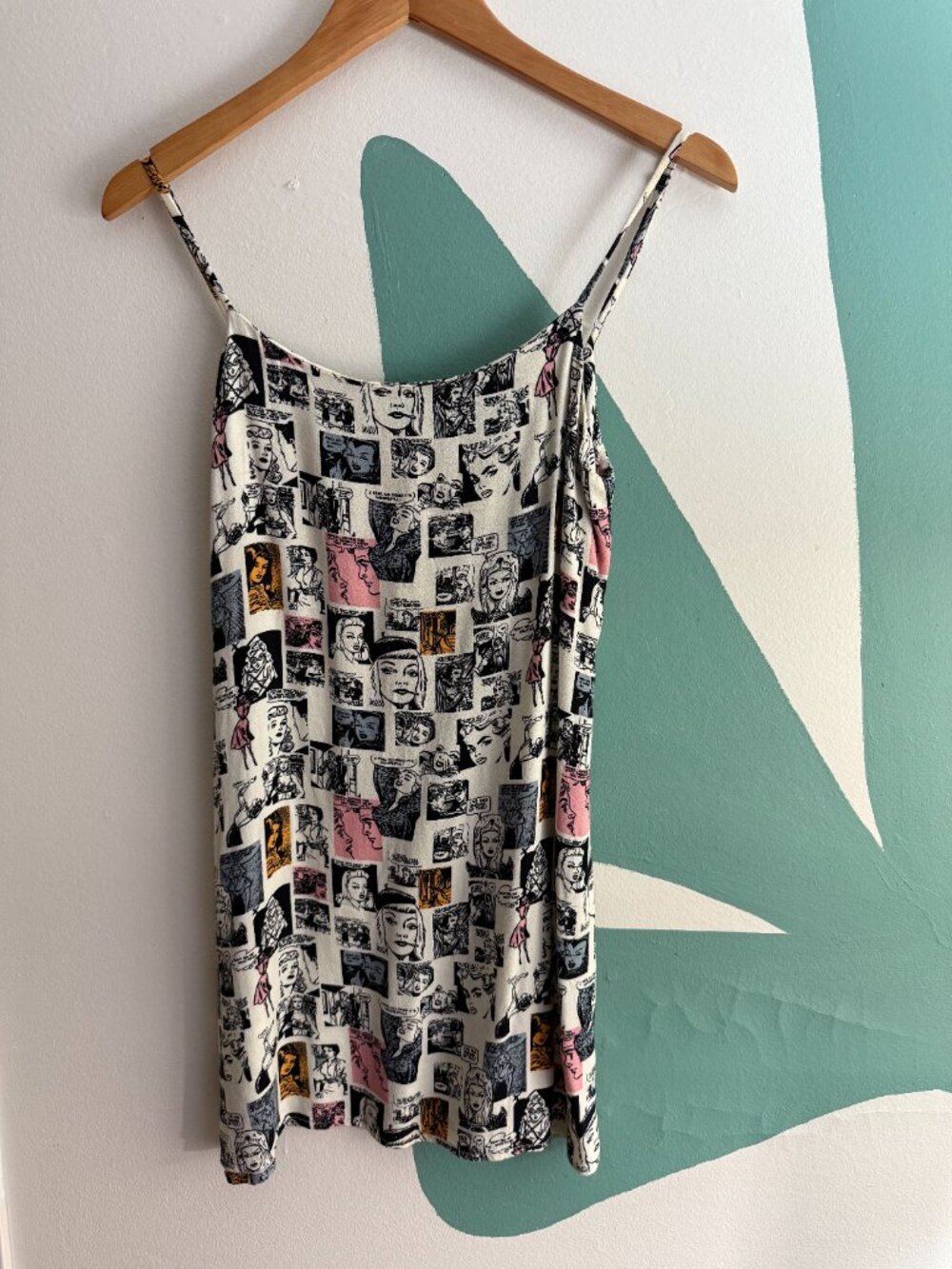 Reformation Lindsay Comic Print Mini dress Size 4